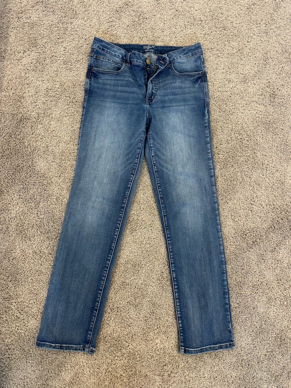 Maurice’s EVERFLEX mid rise straight leg jeans size 12 regular